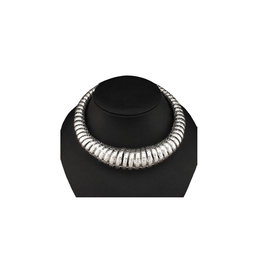 Collar gargantilla de zamak espiral, ETNIA