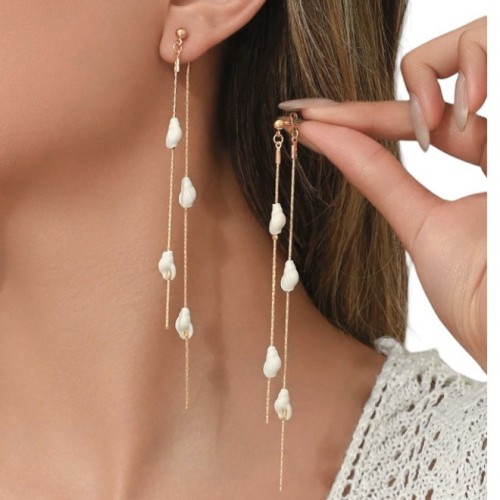 PENDIENTES LARGOS BOHO CON CARACOLAS MARINAS
