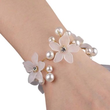 PULSERA RAMILLETE PARA NOVIA CON ORGANZA BLANCA